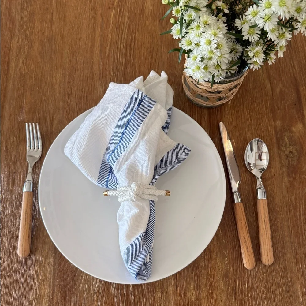 Sur La Table White and Blue Striped napkins. Blue/White. Set of 8